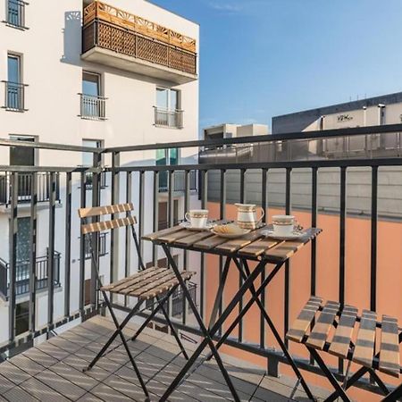 Modern Riverside Apartment With Free Parking Space Stettino Esterno foto